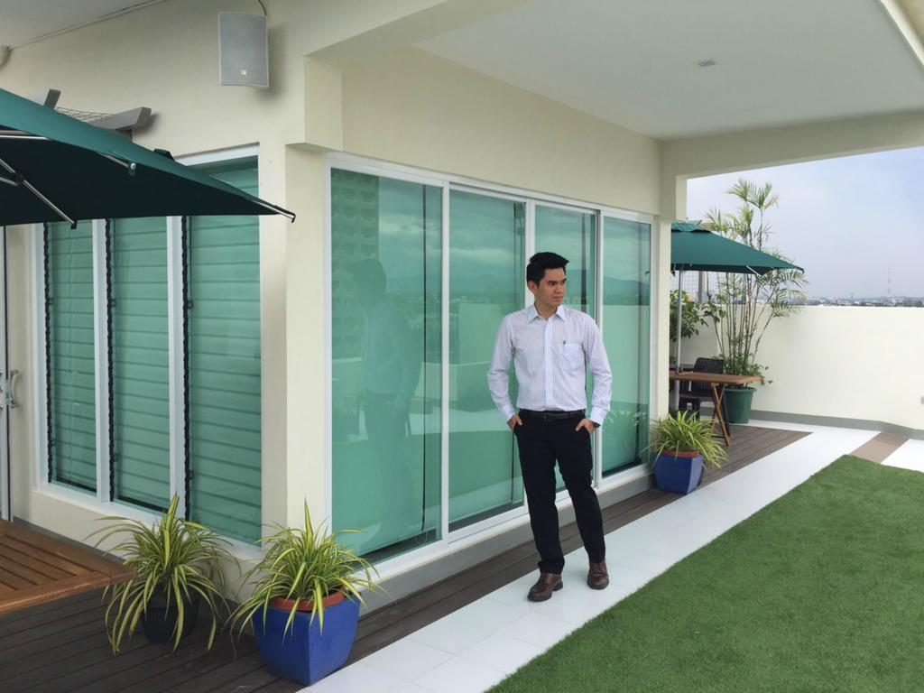 H Hotels - Metro North Uno Quezon City Εξωτερικό φωτογραφία