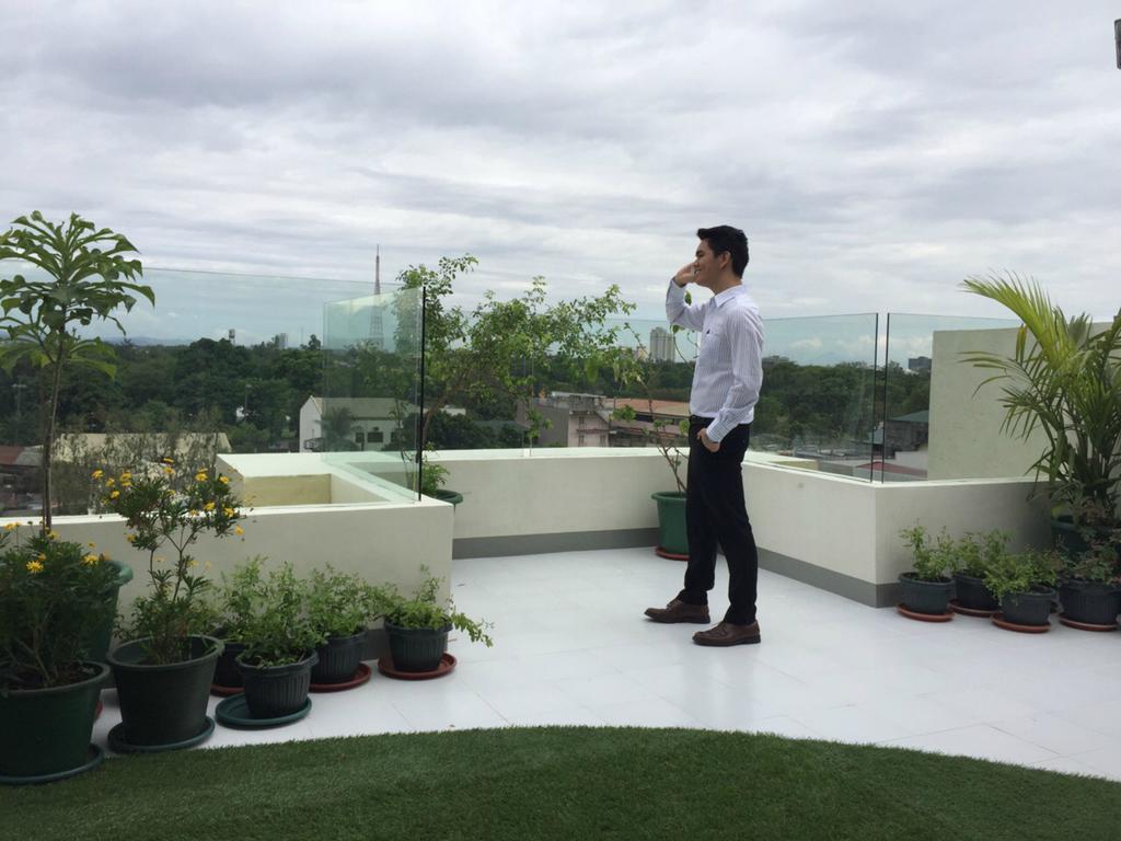 H Hotels - Metro North Uno Quezon City Εξωτερικό φωτογραφία